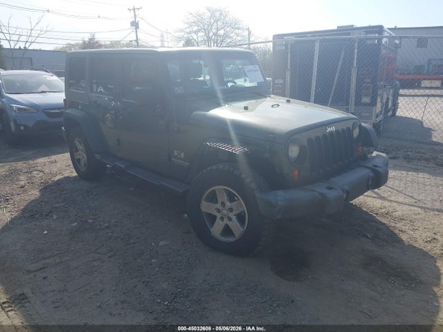 Salvage Jeep Wrangler Image