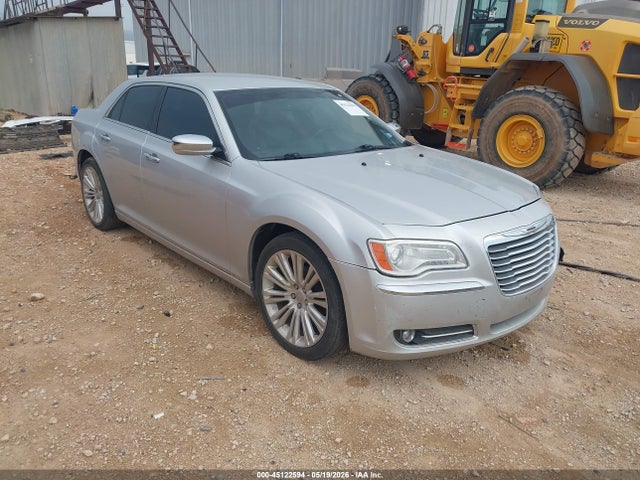 Salvage Chrysler 300 Image