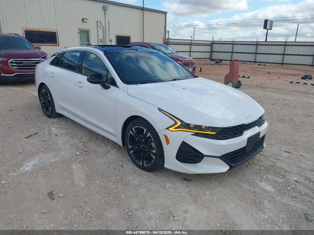 Salvage Kia K5 Image
