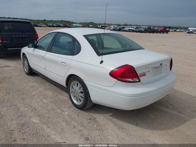 Ford Taurus Se