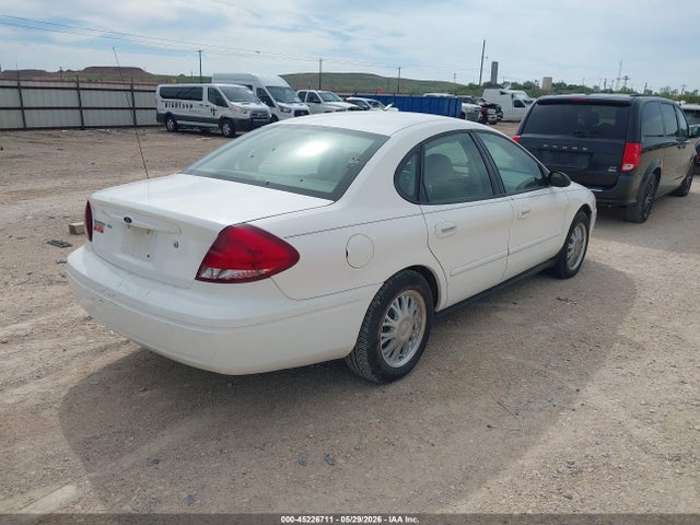 Ford Taurus Se