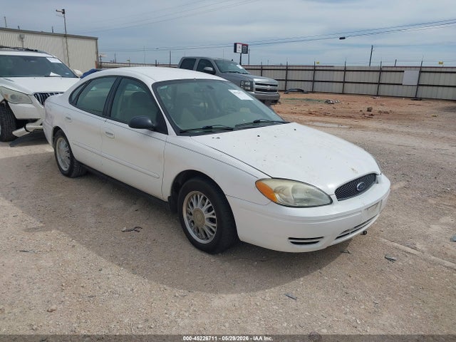 Salvage Ford Taurus Image