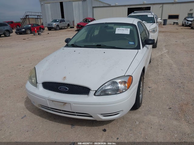 Ford Taurus Se