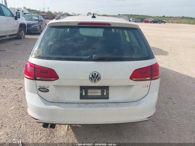 Volkswagen Golf Tsi S 4-door