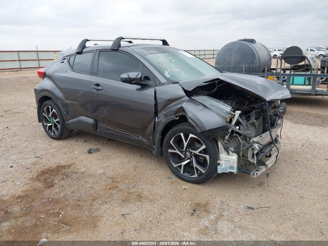 Salvage Toyota C-HR Image