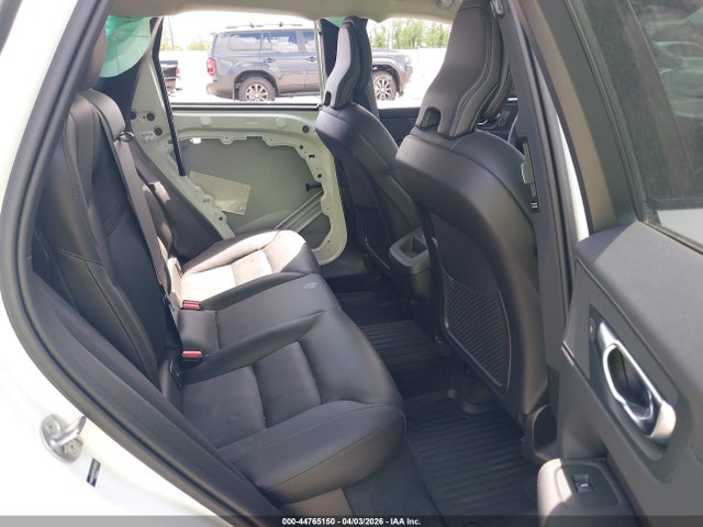 Volvo XC60 B5 Core