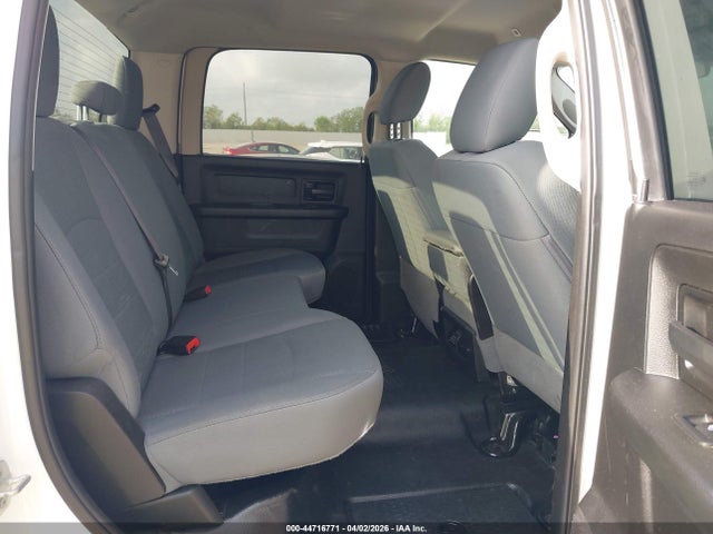 Ram 2500 Tradesman  4x4 8' Box