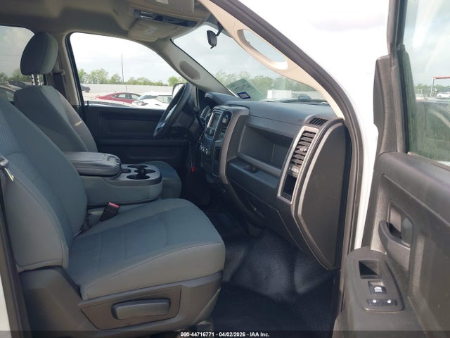 Ram 2500 Tradesman  4x4 8' Box