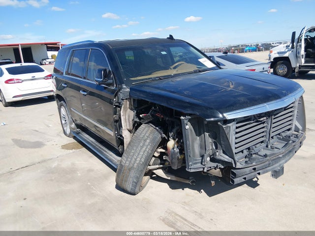 Salvage Cadillac Escalade Image