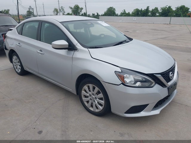 Salvage Nissan Sentra Image