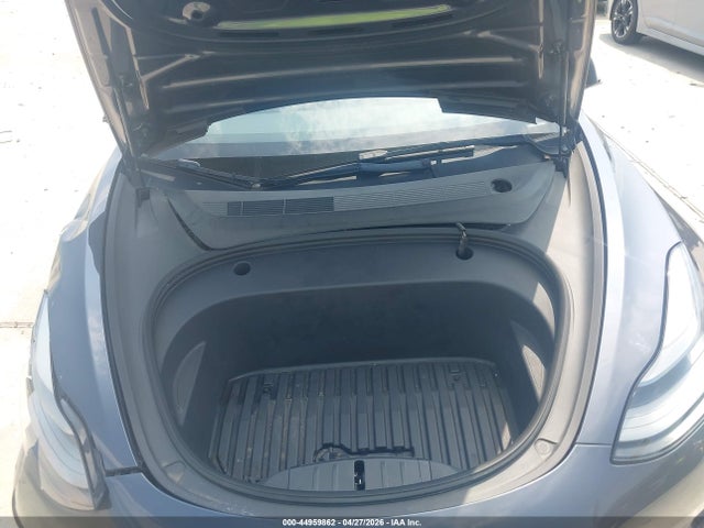 Tesla Model 3 Long Range Dual Motor All-wheel Drive