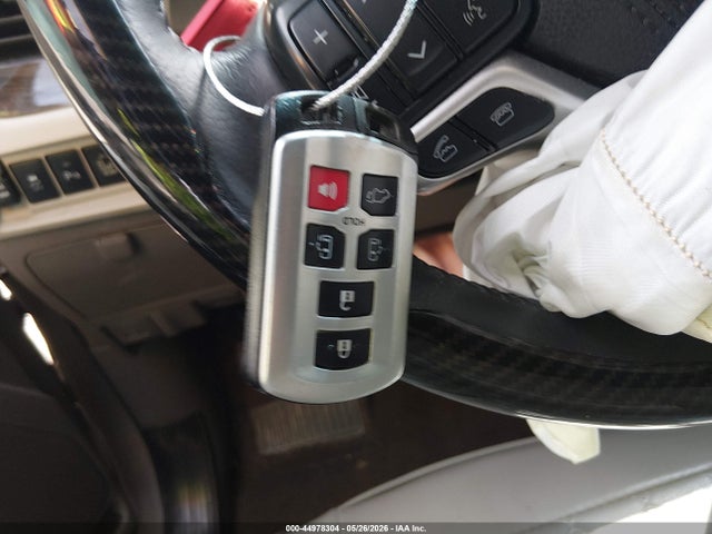 Toyota Sienna Xle 8 Passenger