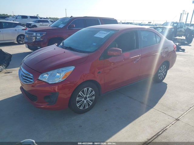 Mitsubishi Mirage Es