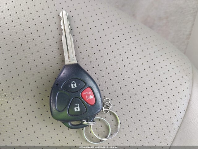 Toyota RAV4 Limited V6