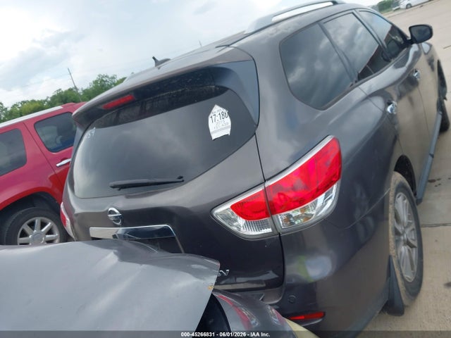 Nissan Pathfinder Sv