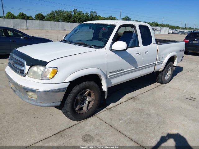 Toyota Tundra Ltd V8