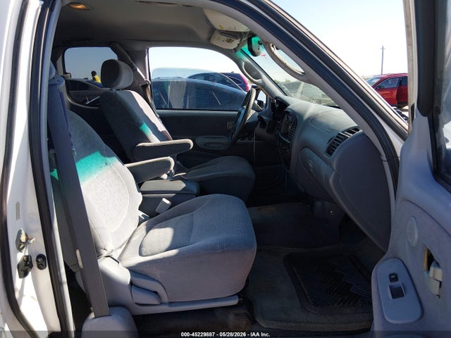 Toyota Tundra Ltd V8