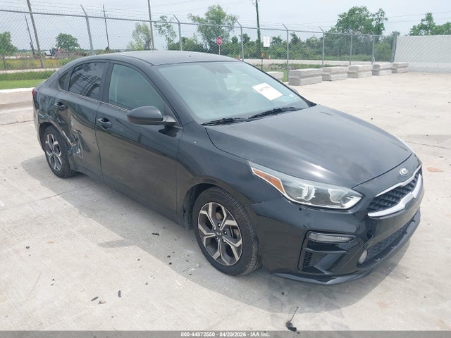 Salvage Kia Forte Image