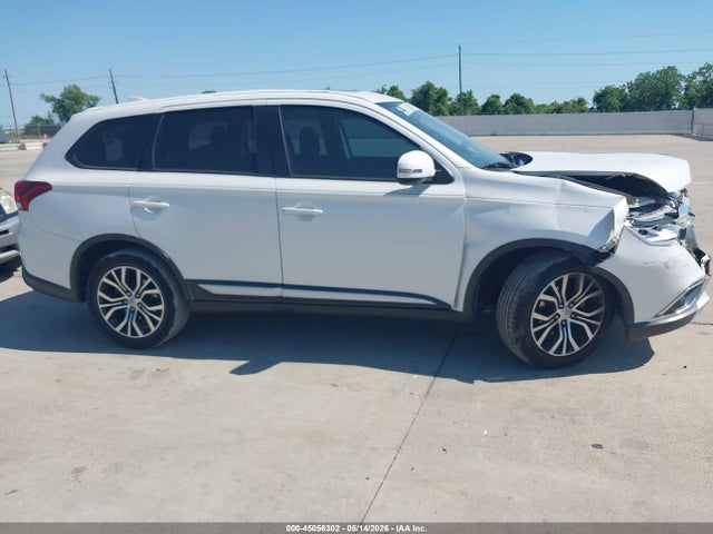 Mitsubishi Outlander Se