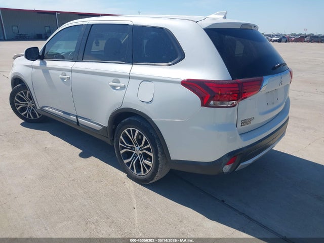 Mitsubishi Outlander Se