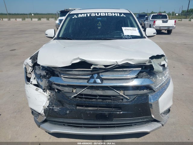 Mitsubishi Outlander Se