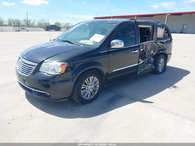 Chrysler Town & Country Touring-l