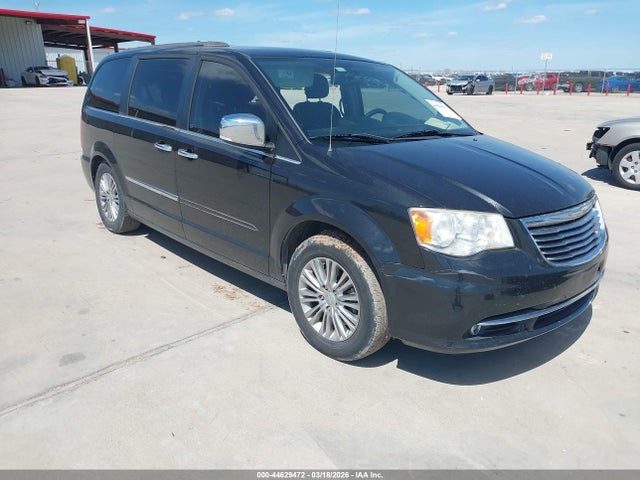 Salvage Chrysler Town & Country Image
