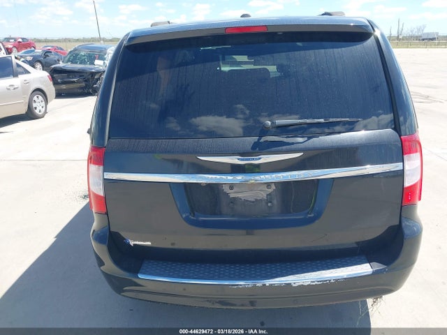 Chrysler Town & Country Touring-l
