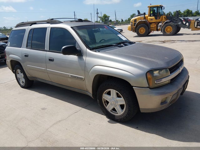 Salvage Chevrolet Trailblazer Image