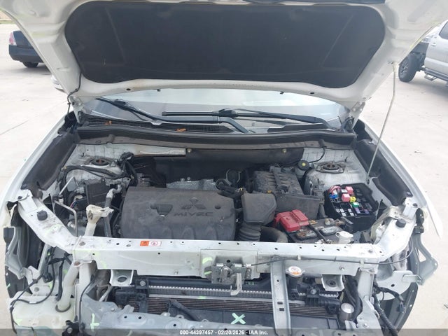 Mitsubishi Outlander Se 2.4 S-awc