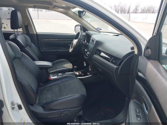 Mitsubishi Outlander Se 2.4 S-awc