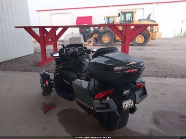 Can-Am Spyder Roadster