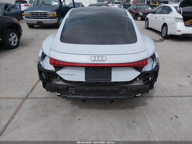 Audi e-tron Premium Plus Quattro