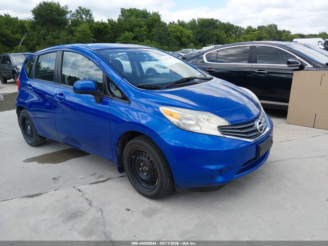 Salvage Nissan Versa Image