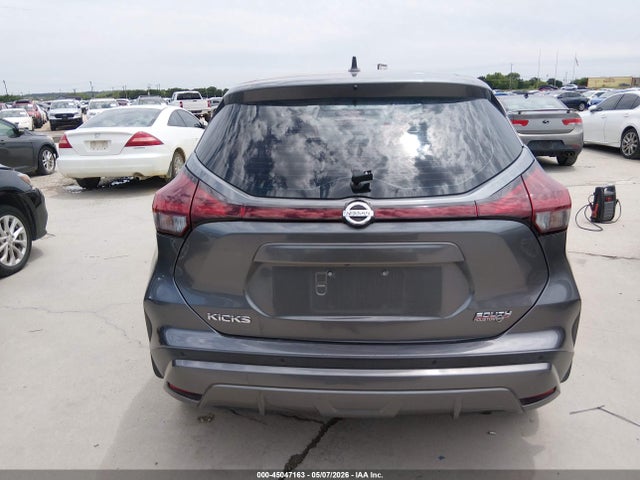 Nissan Kicks S Xtronic Cvt