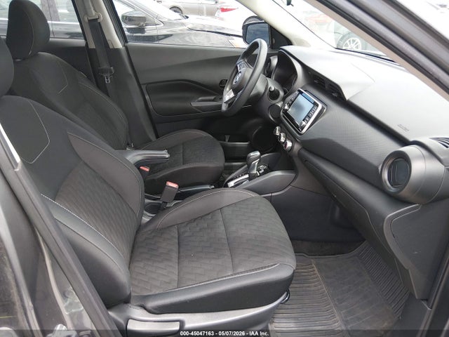 Nissan Kicks S Xtronic Cvt