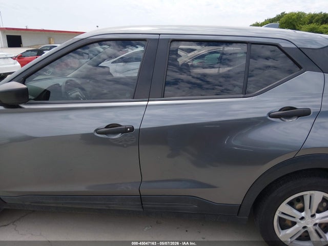Nissan Kicks S Xtronic Cvt