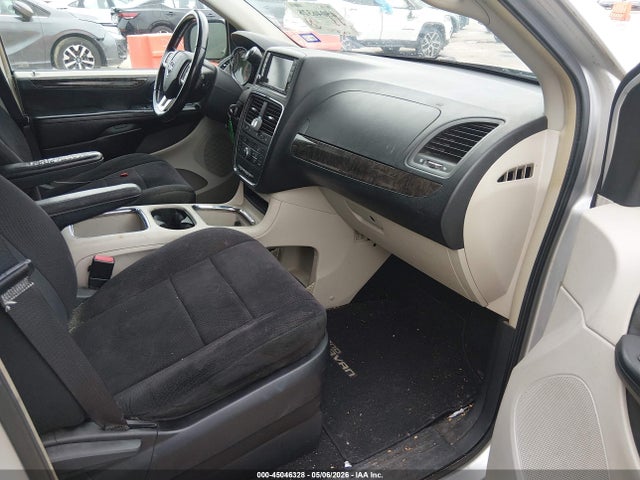 Dodge Grand Caravan Crew