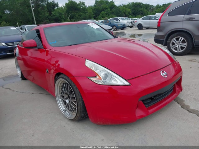 Salvage Nissan 370Z Image