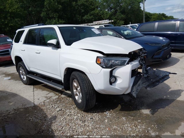 Salvage Toyota 4Runner Image