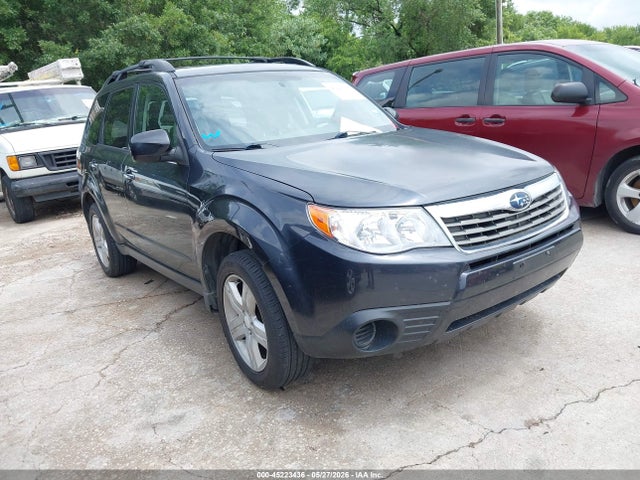 Salvage Subaru Forester Image