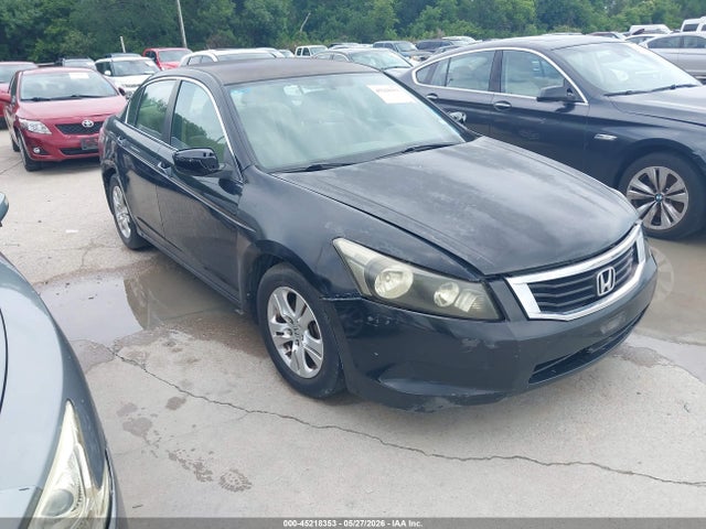 Salvage Honda Accord Image