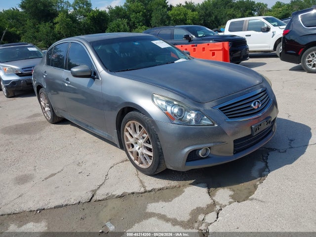Salvage INFINITI G37x Image
