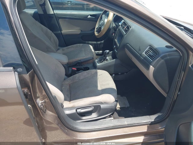 Volkswagen Jetta 2.0l S