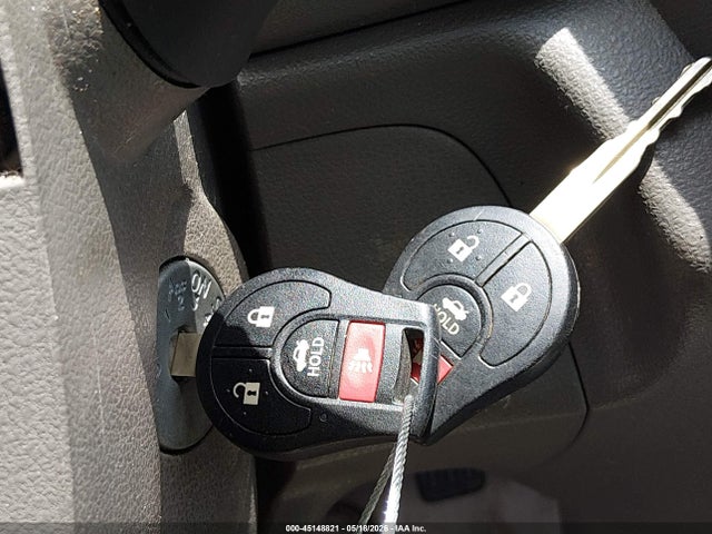 Nissan Versa 1.6 Sv