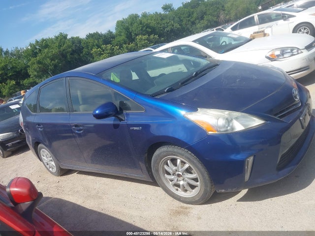Toyota Prius v Three