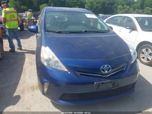 Toyota Prius v Three