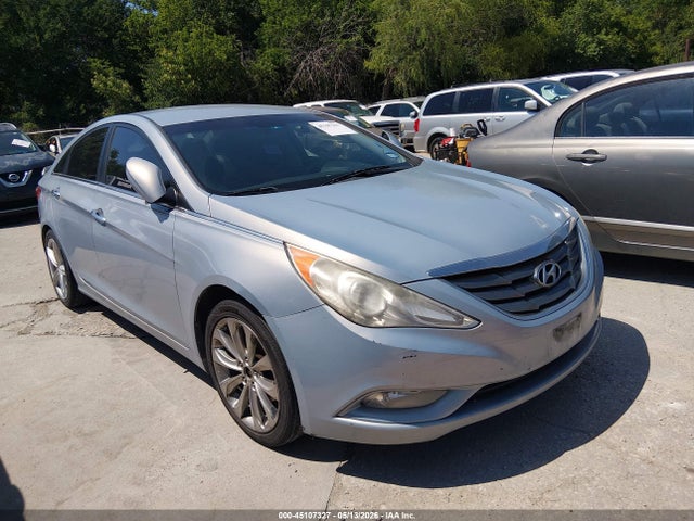 Salvage Hyundai SONATA Image