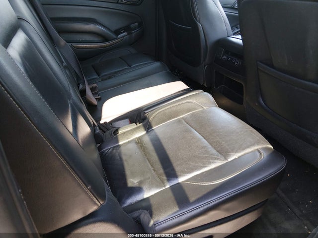 Chevrolet Suburban 1500 Lt