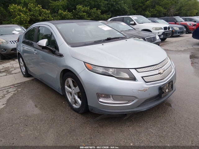 Salvage Chevrolet Volt Image